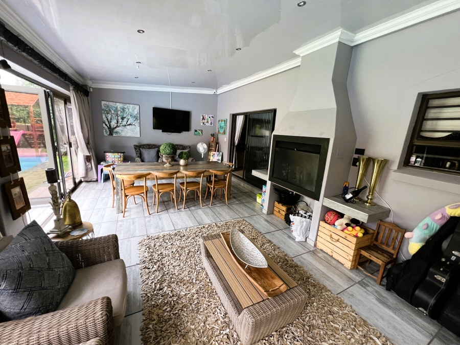 3 Bedroom Property for Sale in Wilkoppies North West